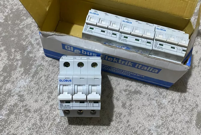 Electronic Accessories in Tirana - 1,500 Leke
