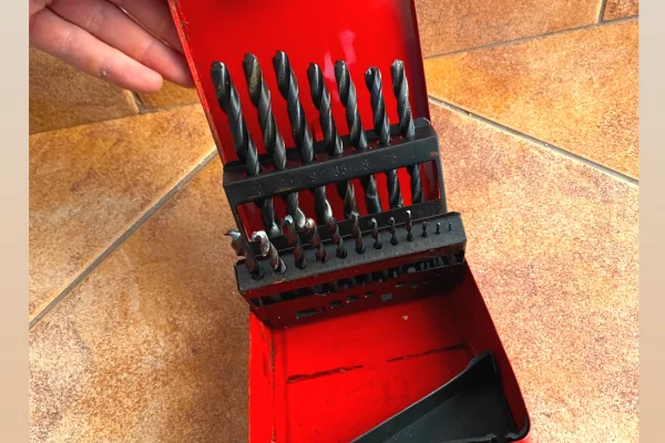 Working Tools  in Tirana - 15 Leke