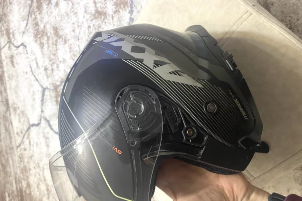 Artikuj te ndryshem ne Tirane - 5,000 Leke