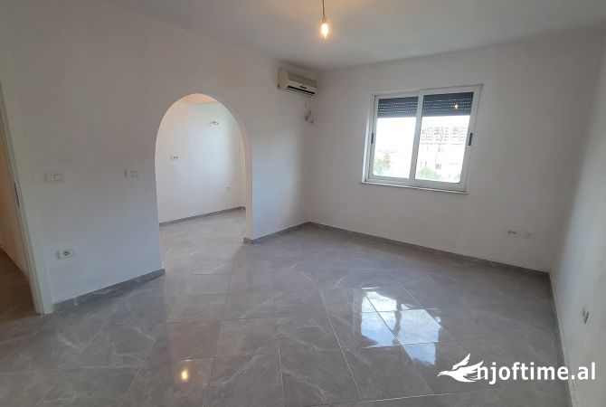 Shtepi ne shitje 1+1 ne Durres - 67,000 Euro