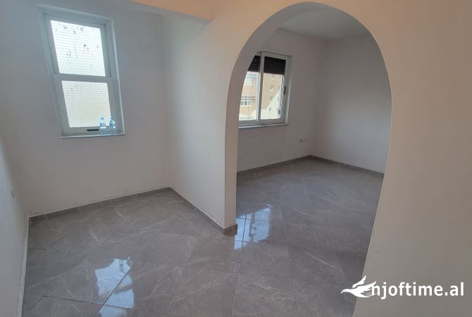 Shtepi ne shitje 1+1 ne Durres - 67,000 Euro
