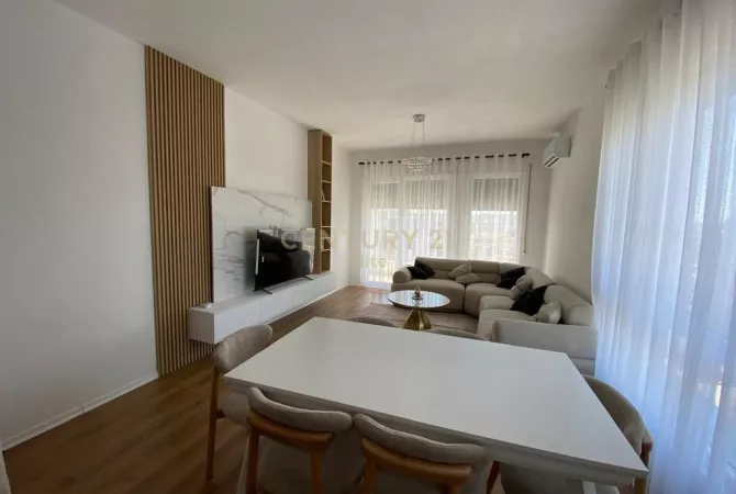 Shtepi me qera 2+1 ne Tirane - 850 Euro