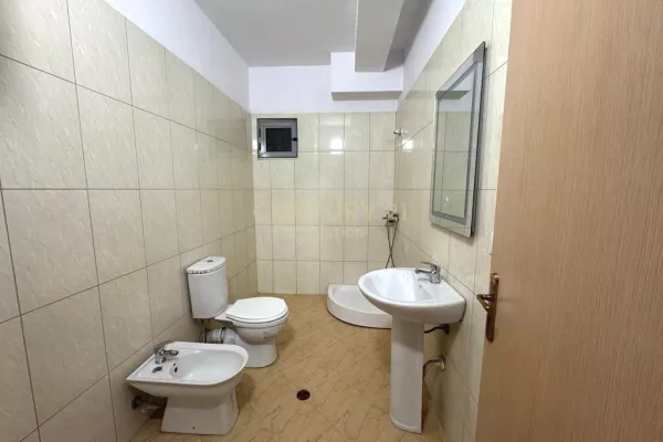 Shtepi ne shitje 2+1 ne Tirane - 125,000 Euro