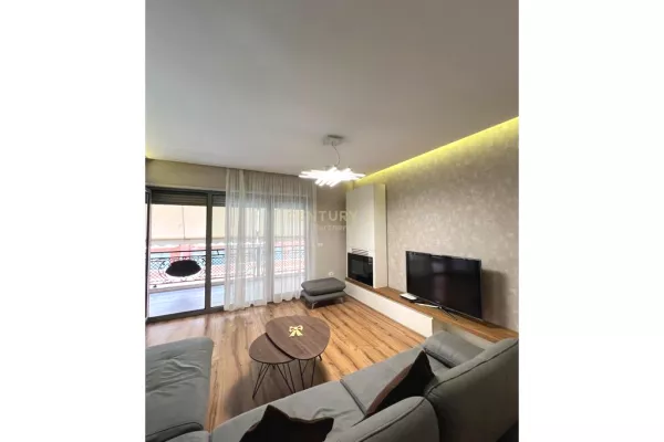 Shtepi me qera Apartament ne Tirane, 2+1, Mobilimi E mobiluar, Pagesa 1,100  Euro.