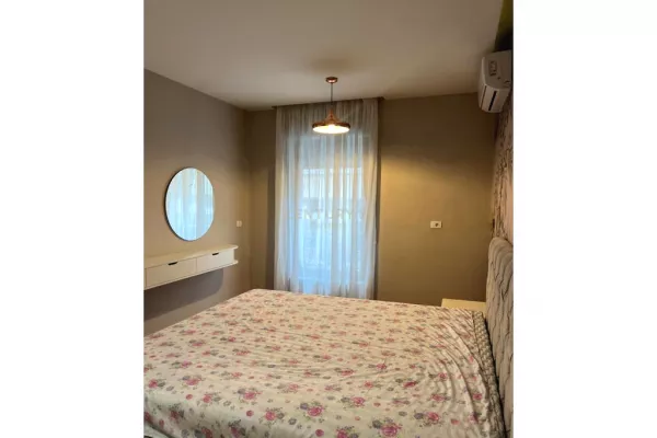 Shtepi me qera Apartament ne Tirane, 2+1, Mobilimi E mobiluar, Pagesa 1,100  Euro.