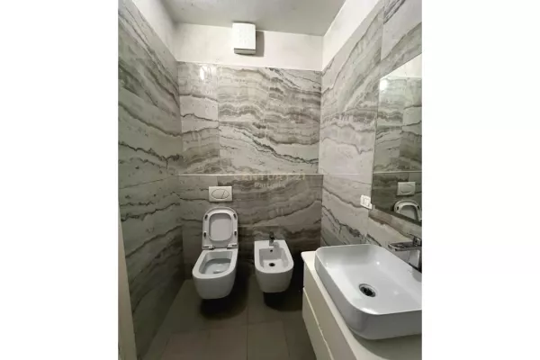 Shtepi me qera Apartament ne Tirane, 2+1, Mobilimi E mobiluar, Pagesa 1,100  Euro.