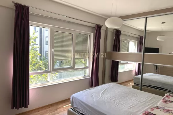 Shtepi me qera Apartament ne Tirane, 2+1, Mobilimi E mobiluar, Pagesa 750  Euro.