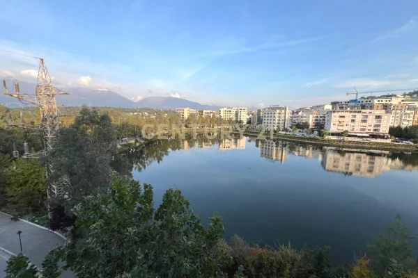 Shtepi me qera 2+1 ne Tirane - 700 Euro