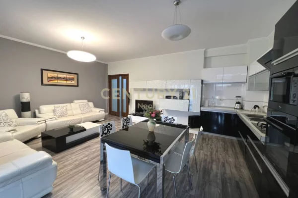 Shtepi me qera Apartament ne Tirane, 2+1, Mobilimi E mobiluar, Pagesa 700  Euro.