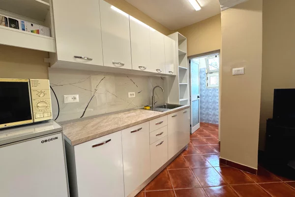 Apartment for sale in Tirana 1+1, In Part