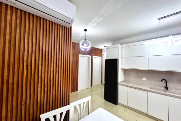 Shtepi me qera 2+1 ne Tirane - 650 Euro