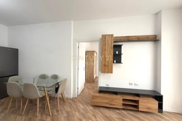 Shtepi me qera 3+1 ne Tirane - 600 Euro