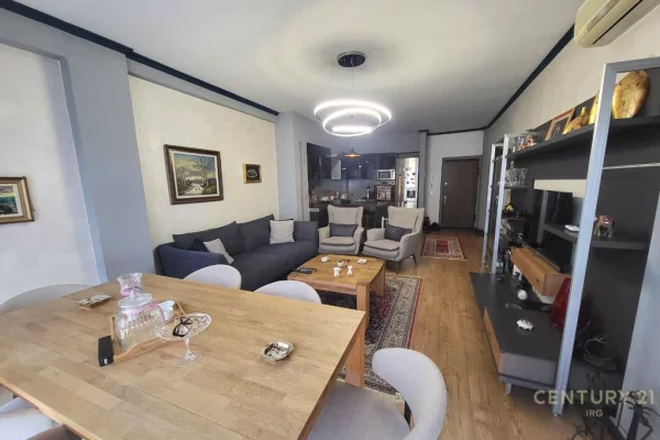 Shtepi ne shitje 2+1 ne Tirane - 285,000 Euro