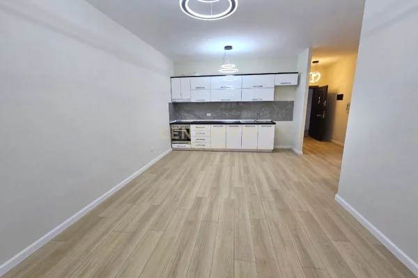 Shtepi ne shitje 2+1 ne Tirane - 135,000 Euro