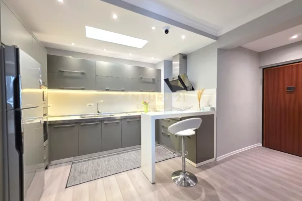 Shtepi me qera 2+1 ne Tirane - 1,500 Euro