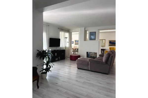 Casa in affitto 2+1 a Tirana - 1,700 Euro