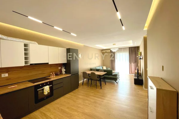 Shtepi me qera Apartament ne Tirane, 2+1, Mobilimi E mobiluar, Pagesa 800  Euro.