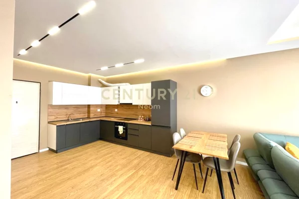 Shtepi me qera Apartament ne Tirane, 2+1, Mobilimi E mobiluar, Pagesa 800  Euro.