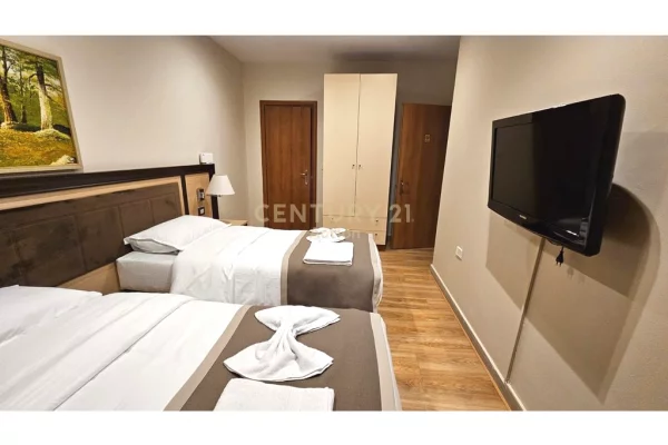 Shtepi me qera Apartament ne Tirane, 2+1, Mobilimi E mobiluar, Pagesa 600  Euro.