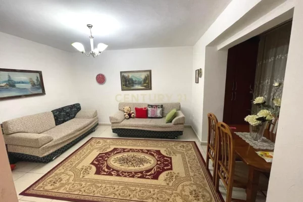 Casa in affitto 1+1 a Tirana - 450 Euro