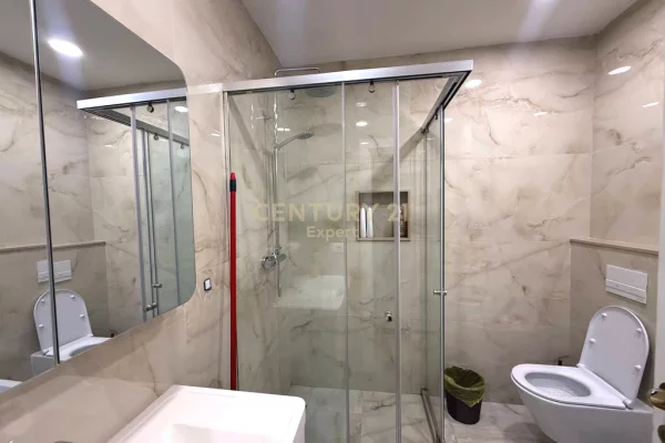 Shtepi me qera 1+1 ne Tirane - 80,000 Leke
