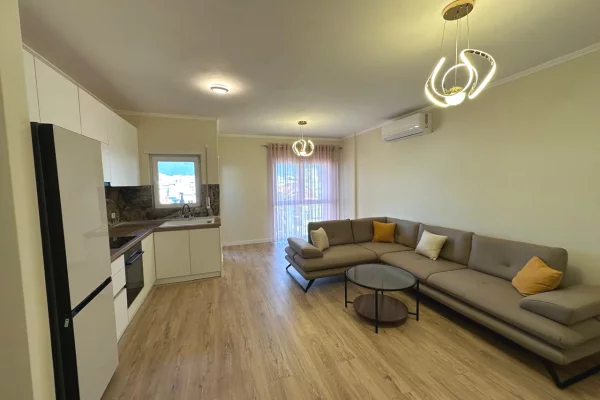 House for Rent 2+1 in Tirana - 800 Euro