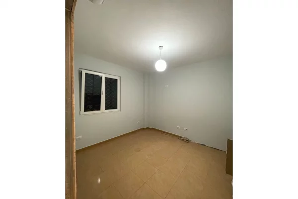 Shtepi ne shitje 1+1 ne Tirane - 87,000 Euro