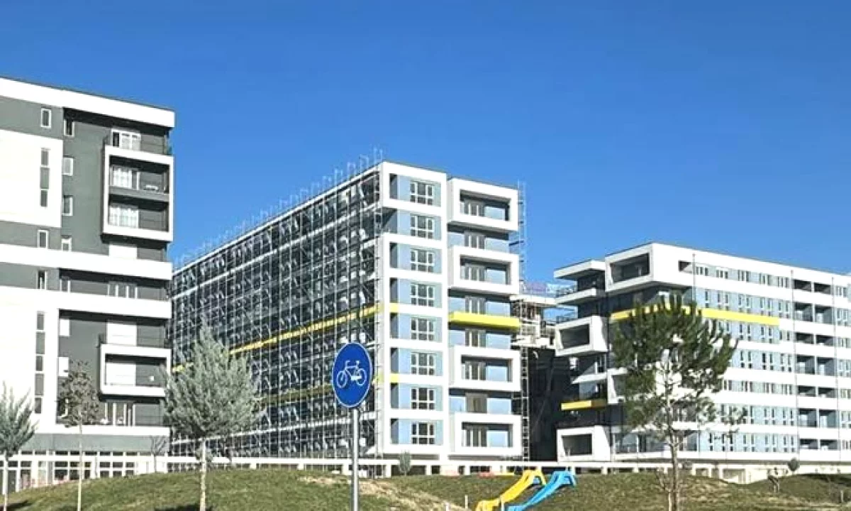 Apartment for sale in Tirana 3+1, Emty