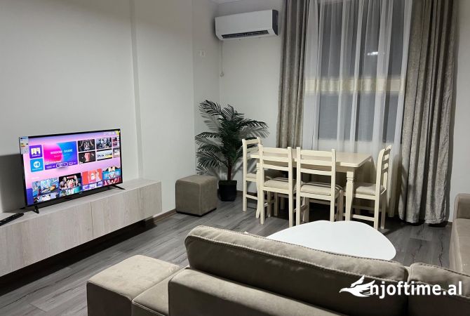 Shtepi me qera 1+1 ne Tirane - 650 Euro