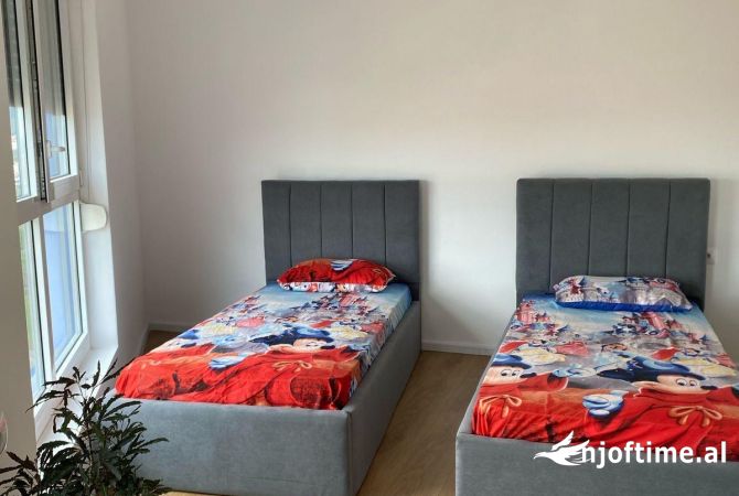 Shtepi me qera Apartament ne Tirane, 2+1, Mobilimi E mobiluar, Pagesa 550  Euro.