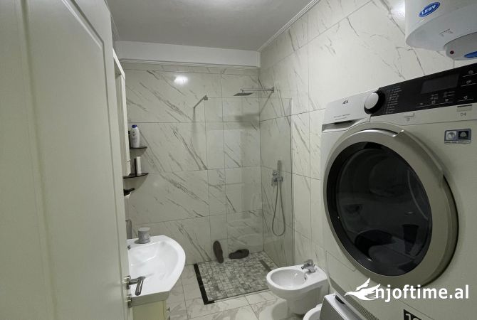 Shtepi ne shitje 2+1 ne Tirane - 200,000 Euro
