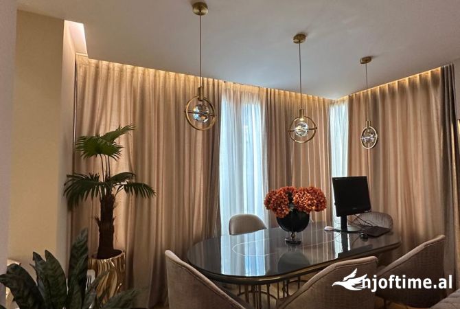 Casa in vendita 3+1 a Tirana - 350,000 Euro