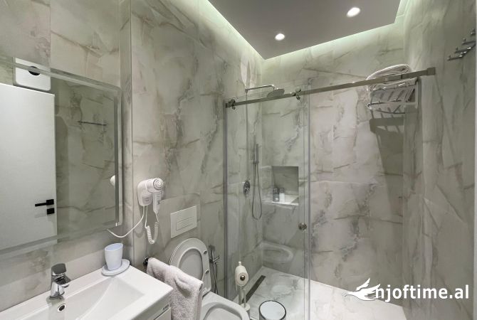 📍100m nga Sheshi Skenderbej