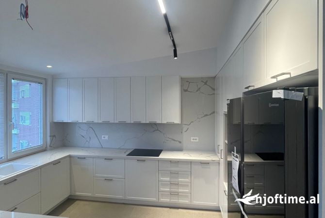 Shtepi ne shitje 5+1 ne Tirane - 650,000 Euro