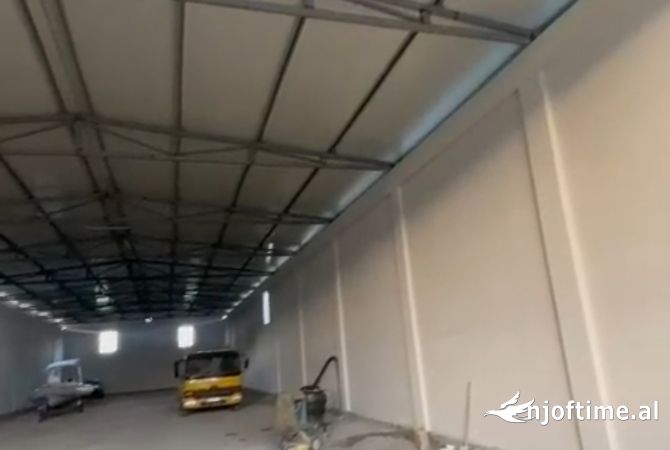 Ambient biznesi me qera 4+1 ne Tirane - 3,000 Euro