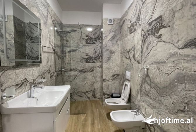 Shtepi me qera 2+1 ne Tirane - 600 Euro
