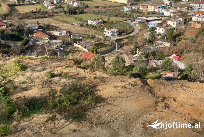 Truall ose Toke  ne Tirane - 350,000 Euro