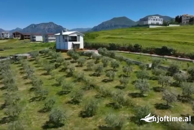 Shtepi ne shitje 5+1 ne Tirane - 500,000 Euro