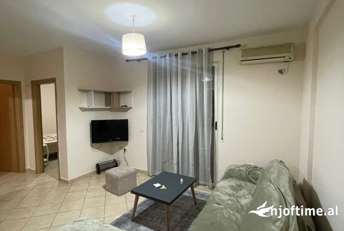 Shtepi me qera 2+1 ne Tirane - 600 Euro