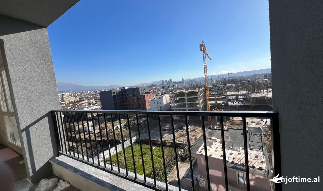 Shtepi ne shitje Apartament ne Tirane, 2+1, Mobilimi Bosh, pa mobiluar, Pagesa 143,300  Euro.