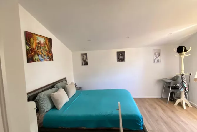 Shtepi ne shitje Apartament ne Tirane, 4+1, Mobilimi E mobiluar, Pagesa 350,000  Euro.