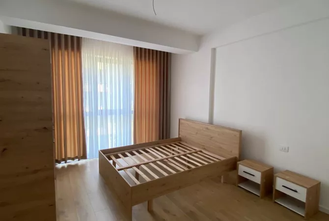 Shtepi me qera 2+1 ne Tirane - 500 Euro