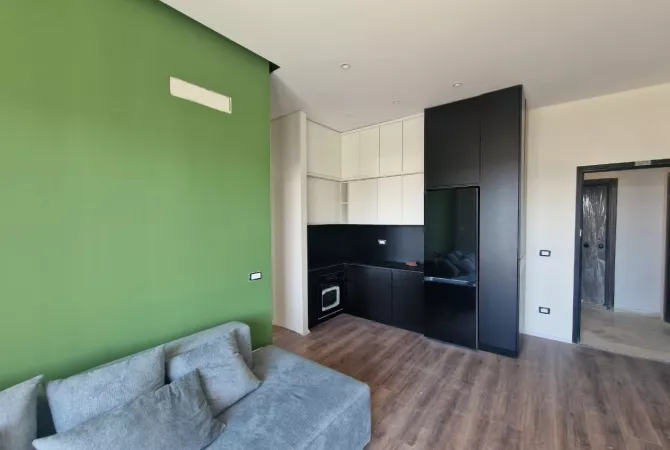 Vasil Shanto , 1+1 per qera