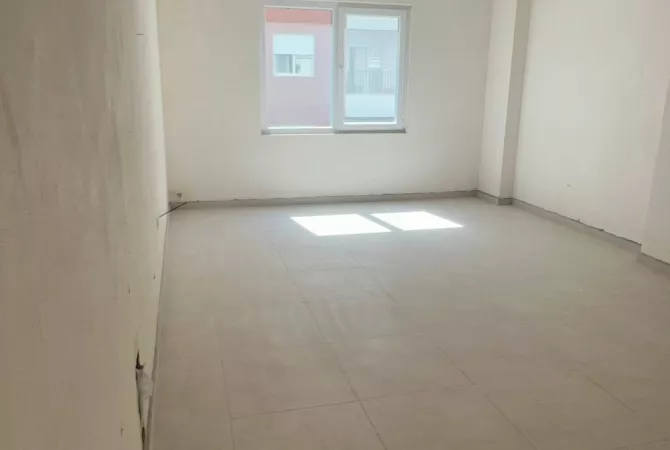 Shtepi me qera 2+1 ne Tirane - 350 Euro