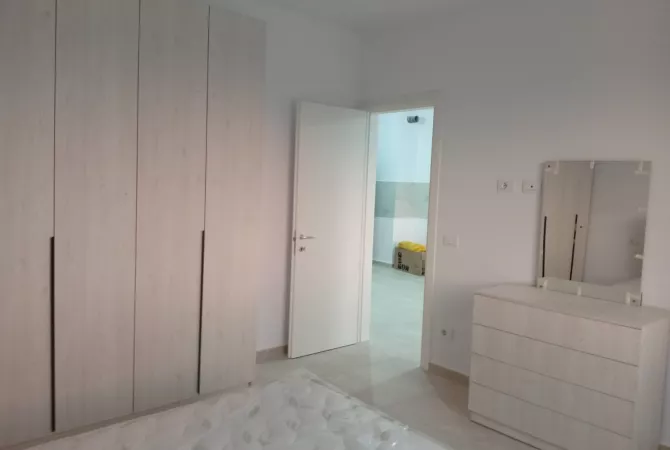 Shtepi me qera 2+1 ne Tirane - 500 Euro