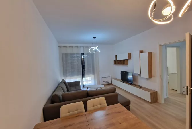 Shtepi me qera 2+1 ne Tirane - 600 Euro