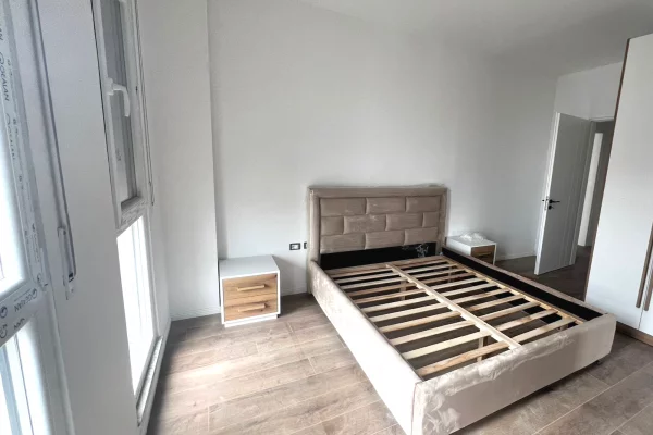 Shtepi me qera 2+1 ne Tirane - 450 Euro
