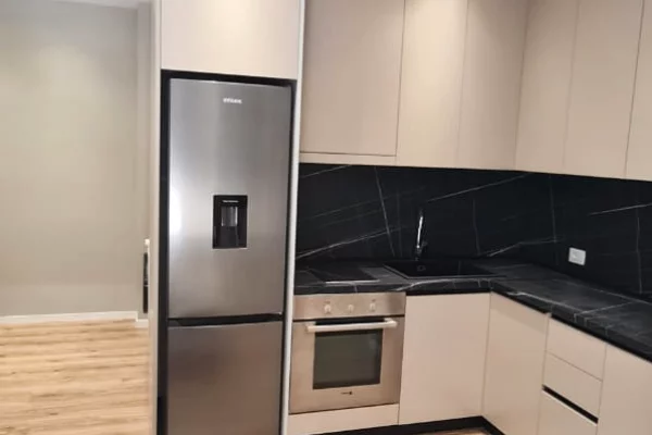 Shtepi me qera 1+1 ne Tirane - 550 Euro