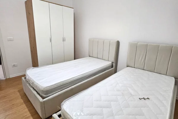 Shtepi me qera 2+1 ne Tirane - 500 Euro
