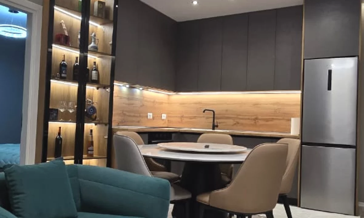 Shtepi me qera Apartament ne Tirane, 1+1, Mobilimi E mobiluar, Pagesa 500  Euro.